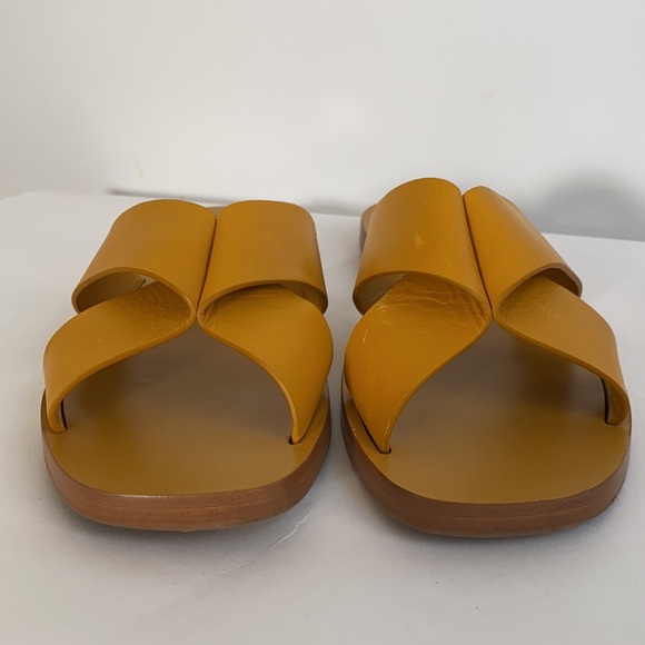 Mercedes Castillo Amelea flat sandal in Mustard - Picture 5 of 9